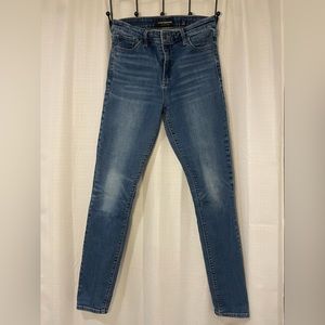 LUCKY BRAND JEANS 👖